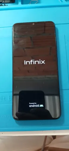 Celular seminovo novo