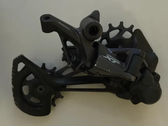 Kit Shimano Deore XT 12v câmbio seminovo e trocador novo