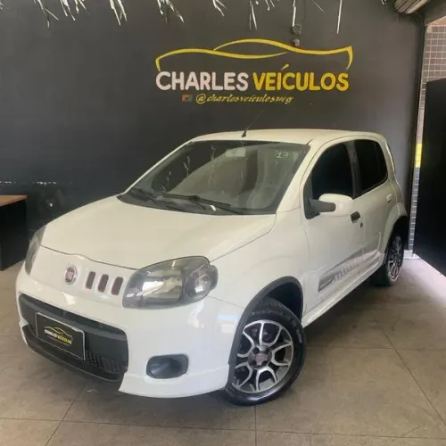 Fiat Uno Sporting 1.4 EVO Fire Flex 8V 4P 2014