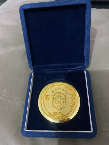 Medalha Oficial Futebol CBF Centenário 1914-2014