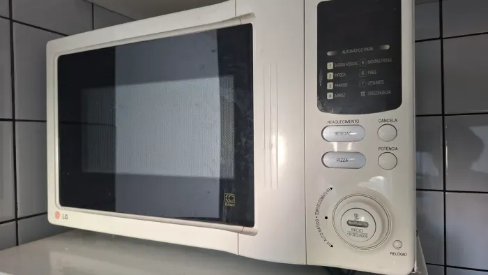 Microondas para retirada de peças