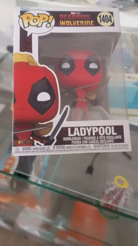boneco funko Deadpol WOLVERINE
