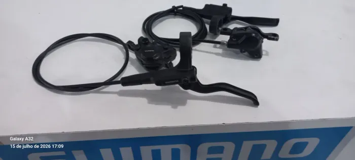 Freio Shimano MT 200 (Par)
