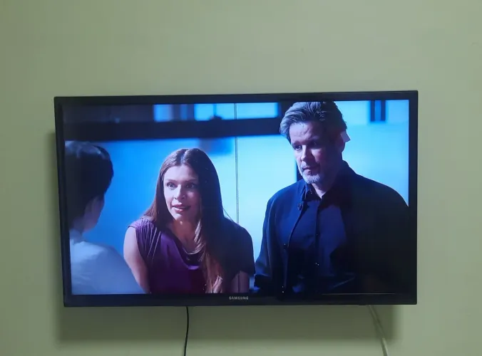 Tv samsung 32 polegadas <br>não é smart