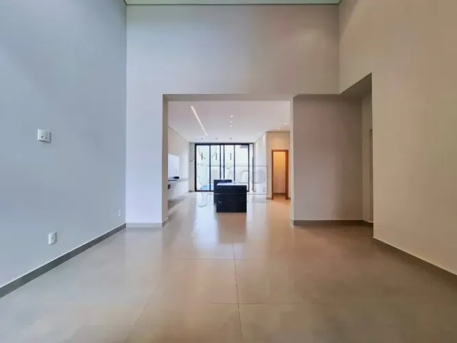 Casa térrea de 168m² com 03 suítes à venda em condominio - Bonfim Paulista