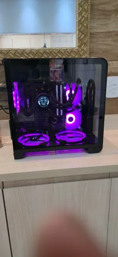 PC Gamer Ryzen 7 5700G 16GB Water Cooler 240mm Gabinete Aquário - NOVO