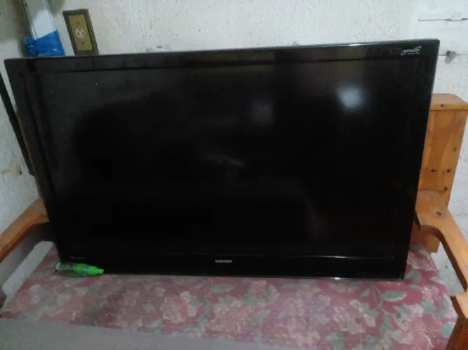 Tv semp 40 com defeito