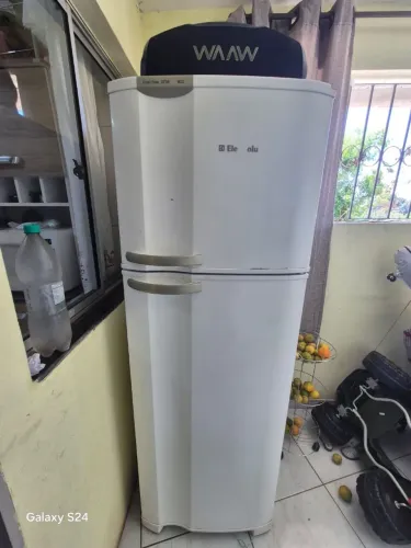 Geladeira grande frost Free