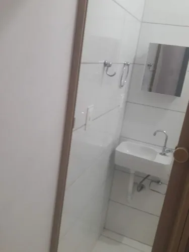 Alugo kitnet no centro de SAJ
