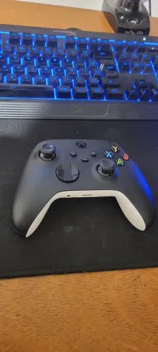 Controle Xbox Series - Preto backplate Branca