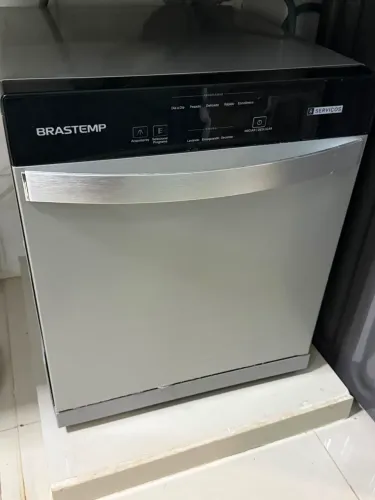 Lava louças 8 serviços Brastemp