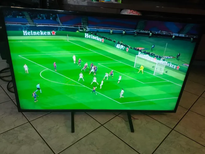TV Samsung 46 polegadas LED Full HD (Leia a descrição do anúncio).