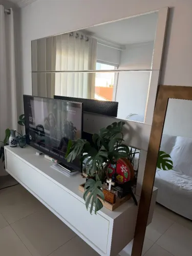 Painel  MPF sala com hack e espelhos