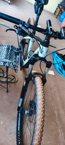 bike 29 Caloi carbono