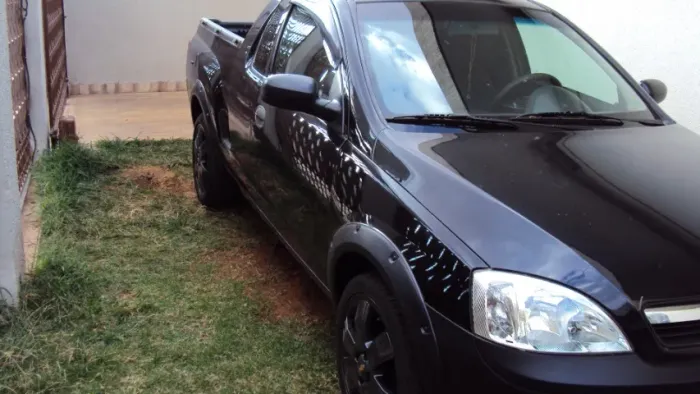 Chevrolet Montana 1.4 8V Conquest Econoflex 2P 2010