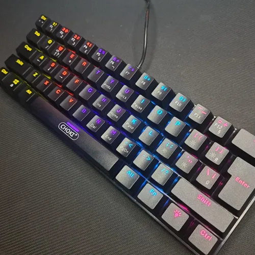 Teclado mecânico 60% rainbow com jogos de luz ( OFERTA ) ( NOVO )