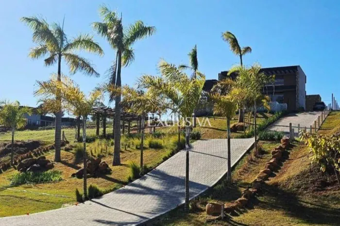 Casa com 3 dormitórios para alugar, 325 m² - Condomínio Ecovillas do Lago - Sertanópolis/P