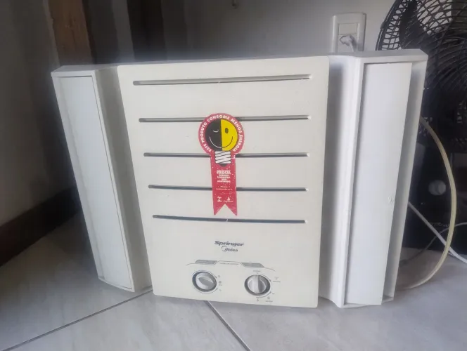 Ar condicionado MIDEA (semi novo)