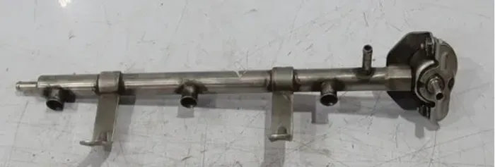Flauta De Combustível Esquerda Alfa Romeo V6 1995