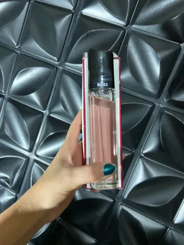 Formato de perfume feminino Hugo Boss Femme Edp 75 ml