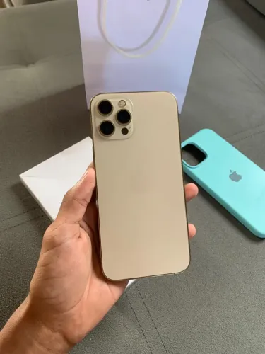 iPhone 12 Pro Max semi novo