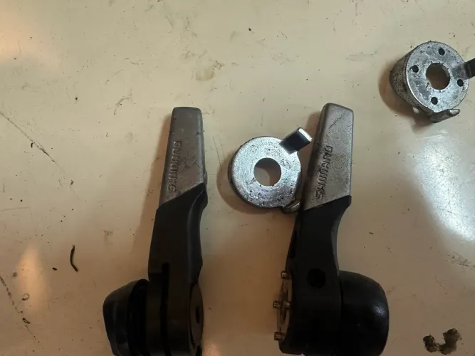 Trocador de Marcha Shimano