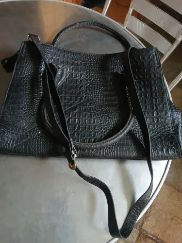 Bolsa pouco usada