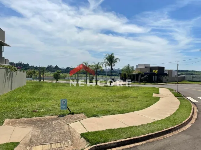 Lote em condomínio em Rodovia Engenheiro João Baptista Cabral Renno - Samambaia Parque Res