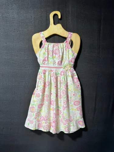 Vestido tamanho 12 anos