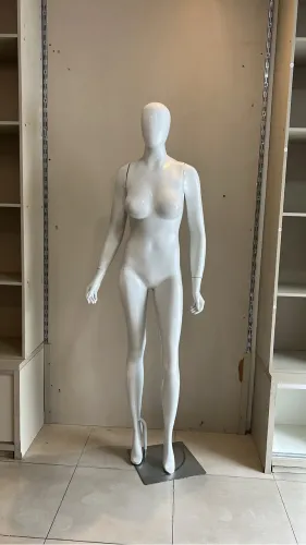 Manequim corpo todo