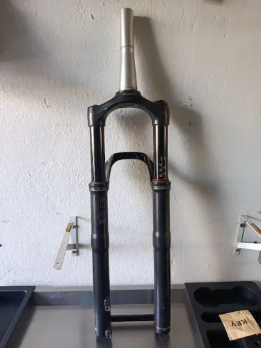 Suspensão reba 120mm boost