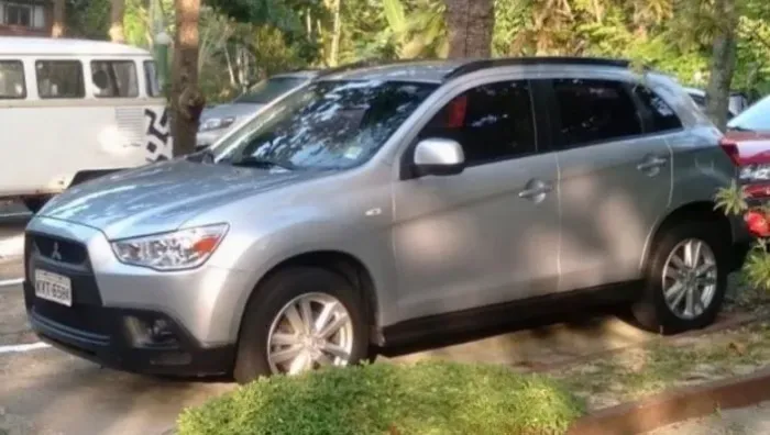 Mitsubishi ASX 2.0 16V 160cv Aut. 2012