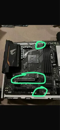 Aorus Elite B550M com DEFEITO