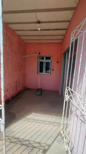 Aluga-se Casa Mobiliada