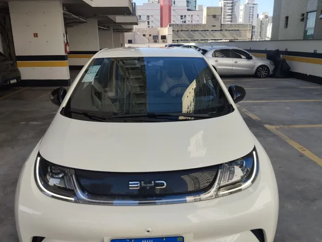 BYD Dolphin EV (Elétrico) 2025