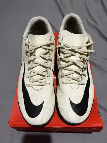 Chuteira Nike Mercurial Vapor 15 Club Society