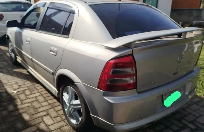 Chevrolet Astra 2.0 8V/ CD 2.0 8V Hatchback 5P MEC 2004