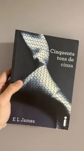 Cinquenta Tons De Cinza