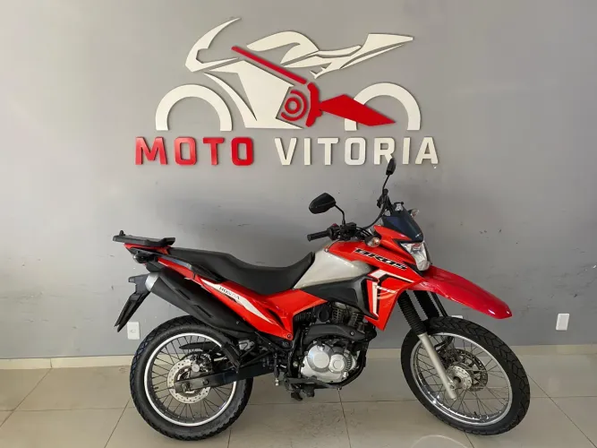 Honda Bros 160c 2024 aceito motos na troca e financio 