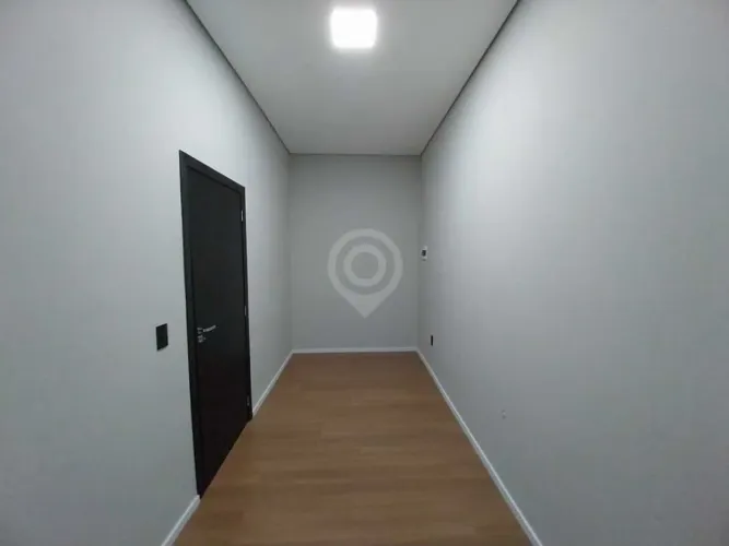 Sala : / Comercial / Centro