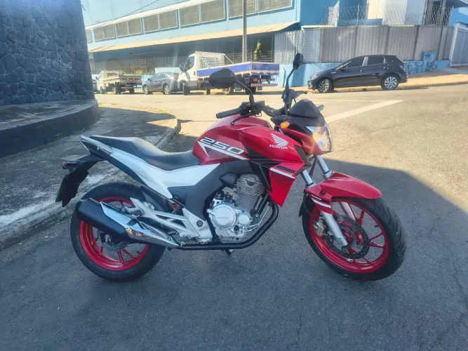 CB TWISTER 250F ABS 2022. 21MIL KM
