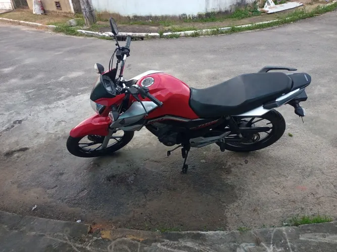 Honda cg 160 Titan 2022 - excelente estado