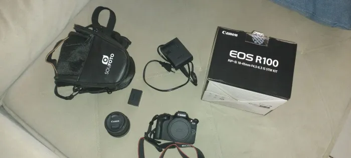Canon EOS R100 Lente 18-45