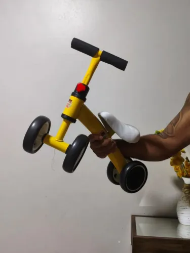 Bicicleta de equilíbrio