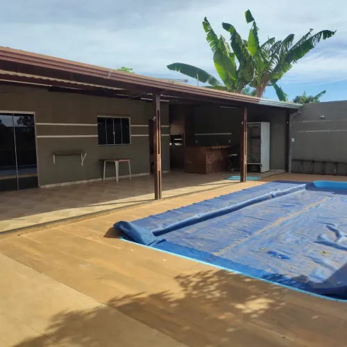 VENDE-SE CASA COM PISCINA PRÓX. Da FAZENDA VELHA OPORTUNIDADE!!