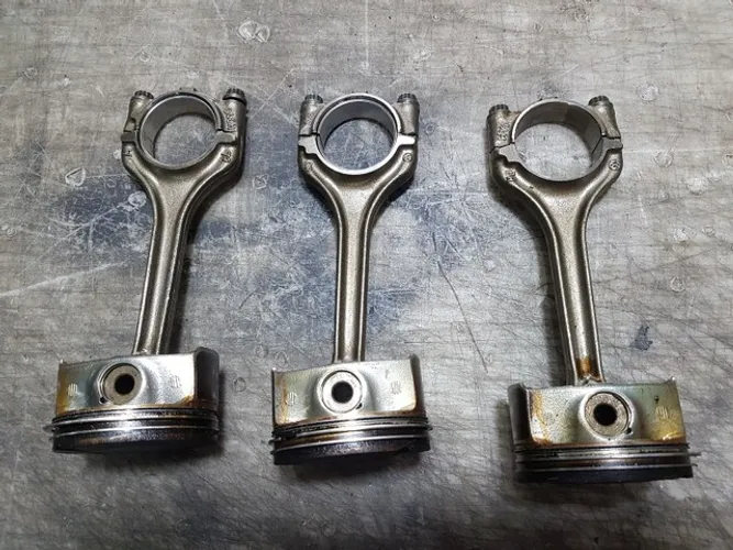 Pistão C/ Biela G8 Saveiro Gol Voyage (Vendo Separado)