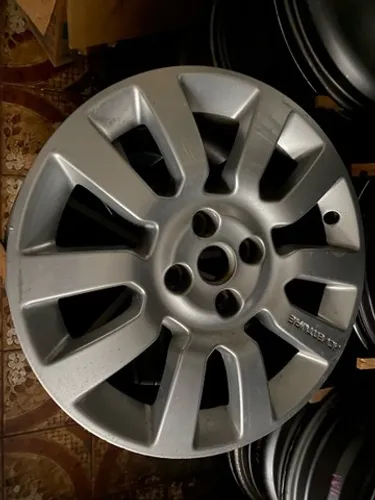 Roda Fiat Strada Adventure aro 16 original unidade valor mínimo consulte o jogo 