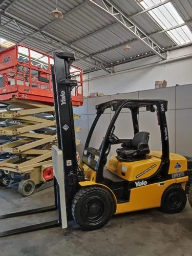 Empilhadeira Yale 60 VX | 2012 | Torre Duplex | GLP