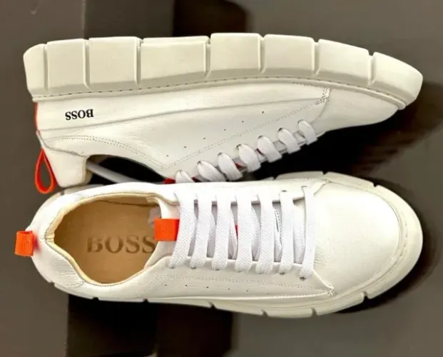 Tênis Hugo Boss - Masculino - Tam 38 ao 43 - Cor Branco e Preto