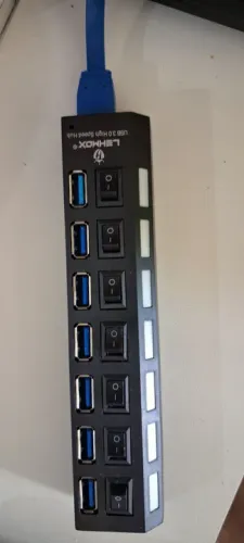 Vendo régua com LENHOX 7 USB 2.0 R$ 10,00